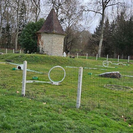 Pavillon Avec Jardin Clos Au Bord De L'Yonne Coulanges-sur-Yonne Exteriör bild