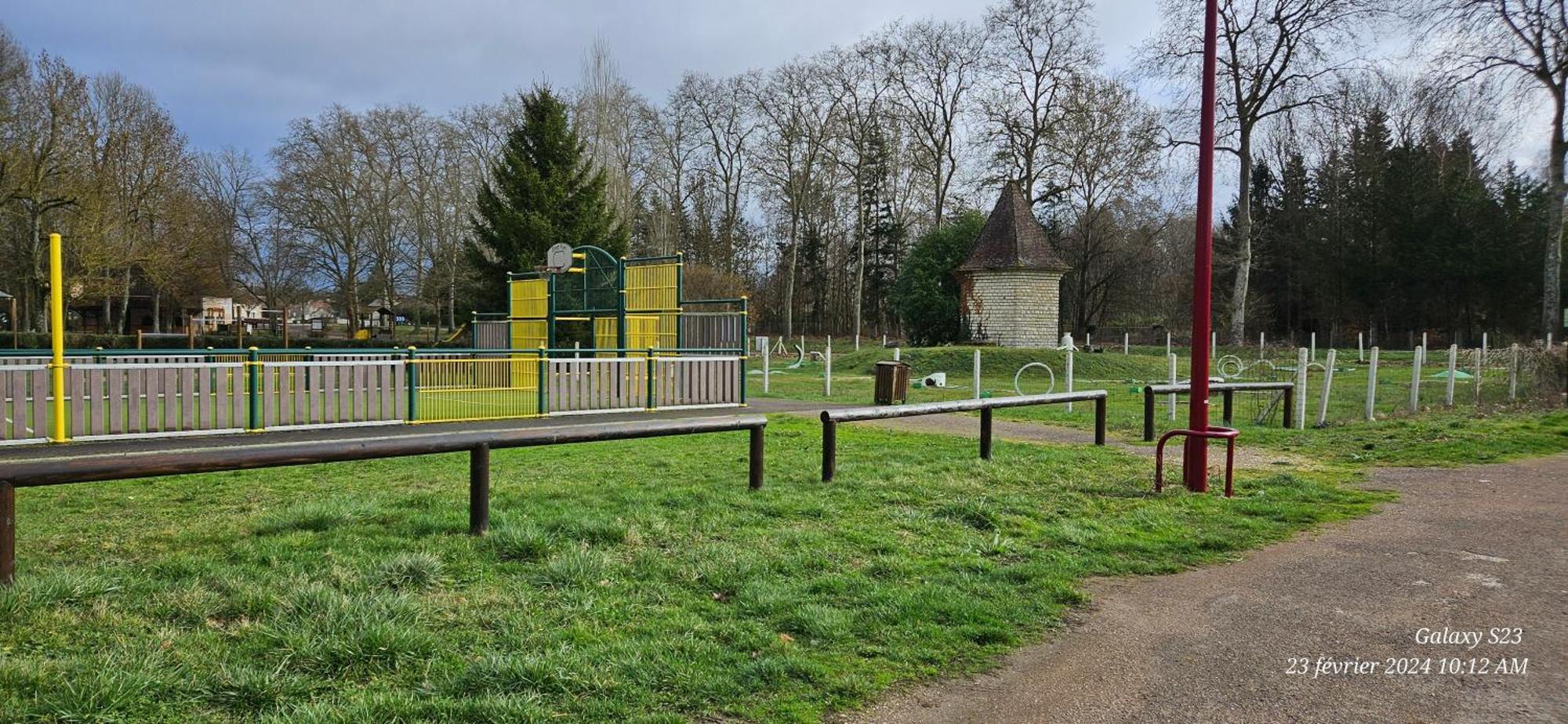 Pavillon Avec Jardin Clos Au Bord De L'Yonne Coulanges-sur-Yonne Exteriör bild