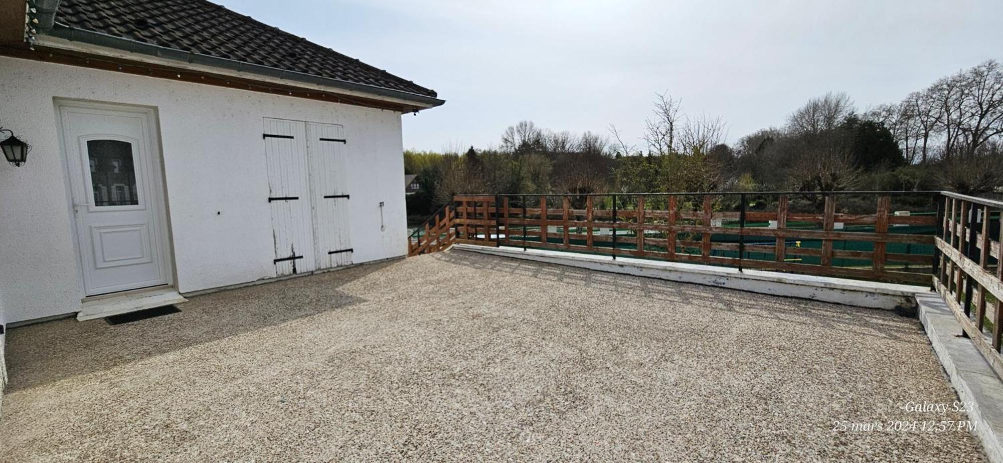 Pavillon Avec Jardin Clos Au Bord De L'Yonne Coulanges-sur-Yonne Exteriör bild